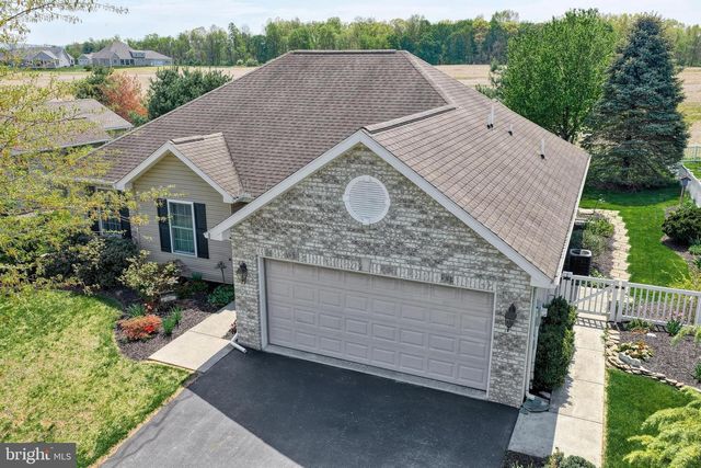 303 TOUCHSTONE DRIVE, Carlisle, PA 17015