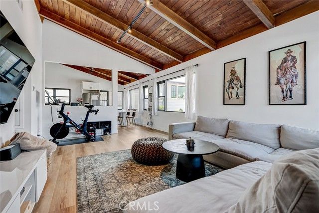 944 15th Place, Hermosa Beach, CA 90254