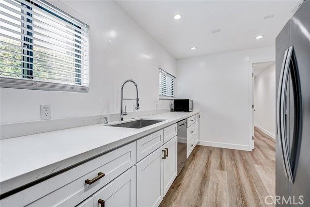 944 15th Place, Hermosa Beach, CA 90254