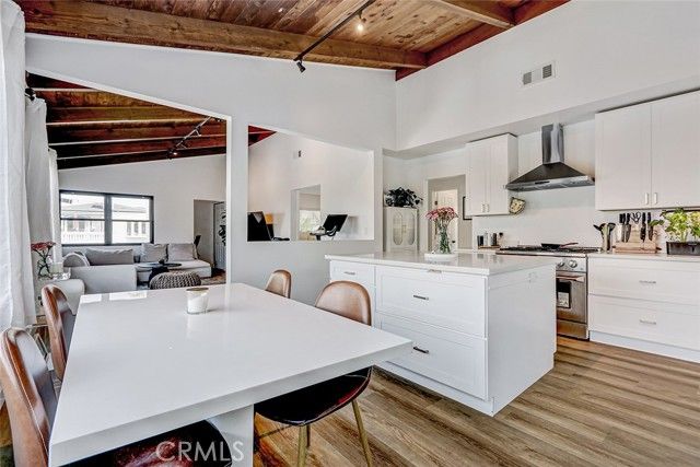 944 15th Place, Hermosa Beach, CA 90254