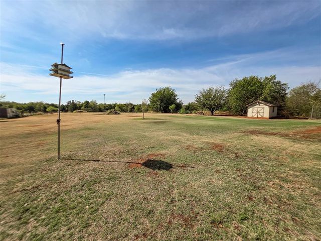 4150 W Evergreen Drive, Edmond, OK 73025