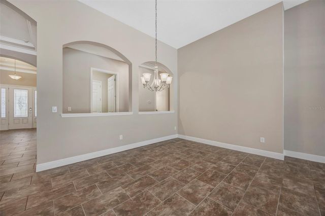 5201 SPARROWGLEN PLACE, Lithia, FL 33547