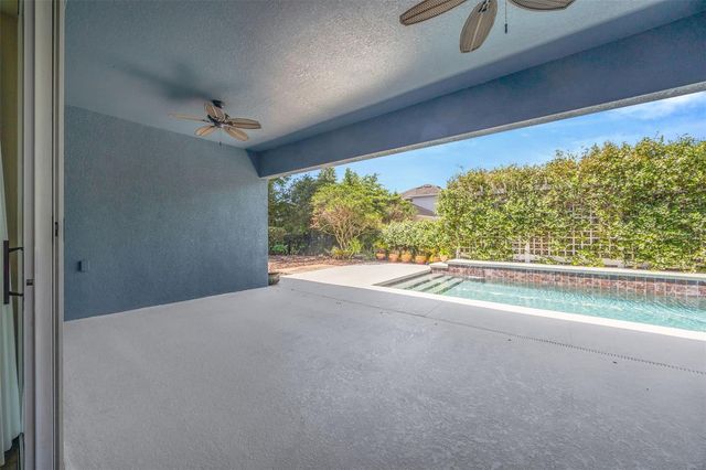 5201 SPARROWGLEN PLACE, Lithia, FL 33547