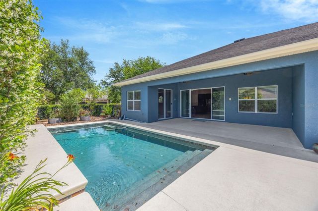 5201 SPARROWGLEN PLACE, Lithia, FL 33547