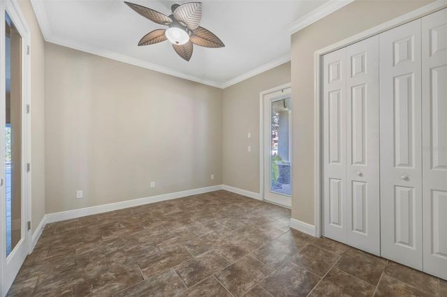 5201 SPARROWGLEN PLACE, Lithia, FL 33547