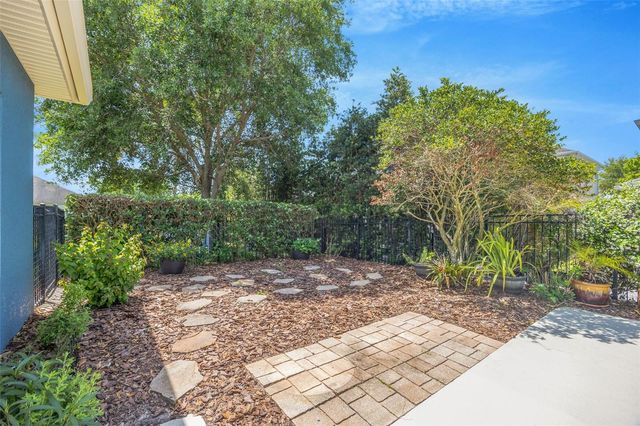5201 SPARROWGLEN PLACE, Lithia, FL 33547
