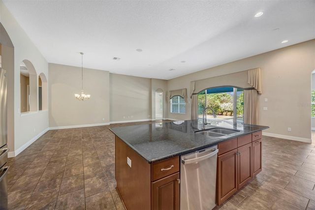 5201 SPARROWGLEN PLACE, Lithia, FL 33547