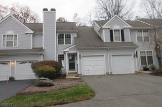 15 Ajax Ct, Allamuchy Twp., NJ 07840