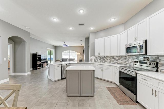 4966 BOOKELIA CIRCLE, Bradenton, FL 34203