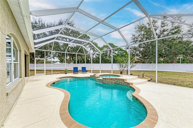 4966 BOOKELIA CIRCLE, Bradenton, FL 34203