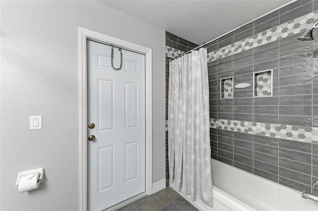 4966 BOOKELIA CIRCLE, Bradenton, FL 34203