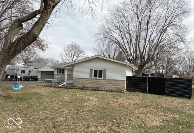 17 Morning Drive, Franklin, IN 46131