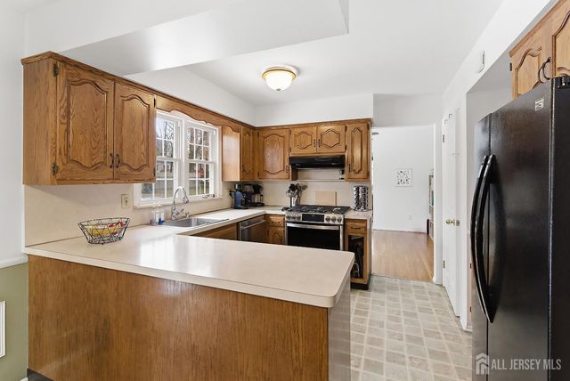 89 Central Avenue, East Brunswick, NJ 08816