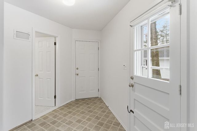 89 Central Avenue, East Brunswick, NJ 08816