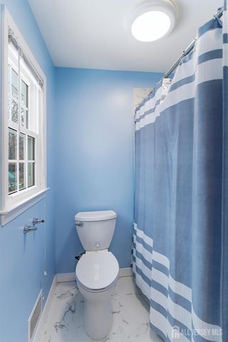 89 Central Avenue, East Brunswick, NJ 08816