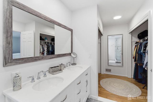 89 Central Avenue, East Brunswick, NJ 08816