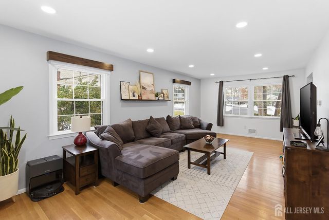 89 Central Avenue, East Brunswick, NJ 08816