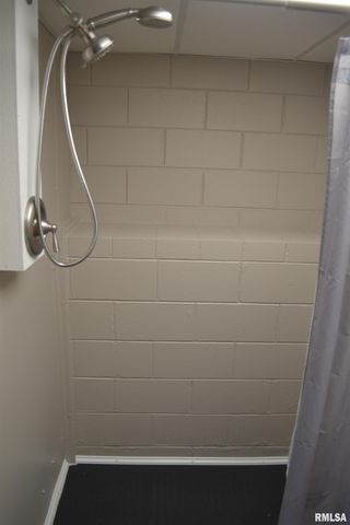 321 W MADISON Street, Metamora, IL 61548