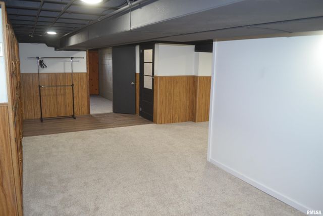 321 W MADISON Street, Metamora, IL 61548