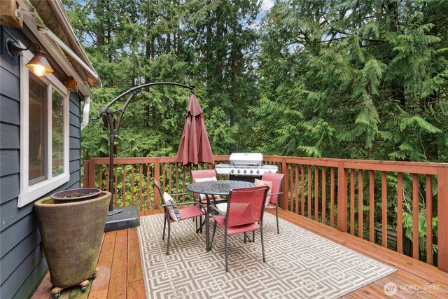 3012 E Ames Lake Drive NE, Redmond, WA 98053