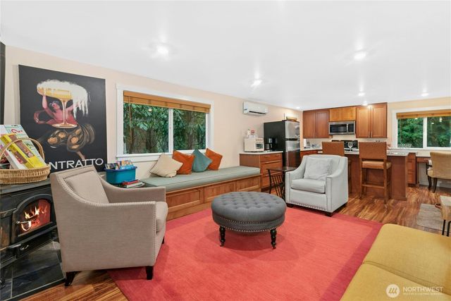 3012 E Ames Lake Drive NE, Redmond, WA 98053