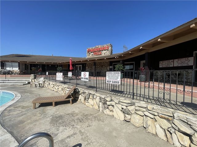 10001 Frontage Road 73, South Gate, CA 90280