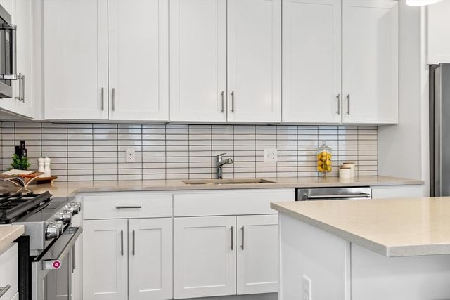 197 Washington Street 210, Somerville, MA 02143