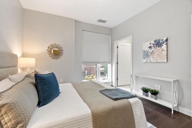 197 Washington Street 210, Somerville, MA 02143