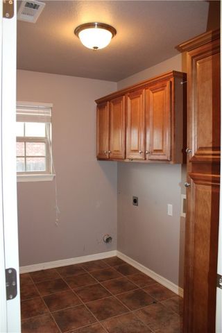 3358 Bluff Creek Loop, Springdale, AR 72764