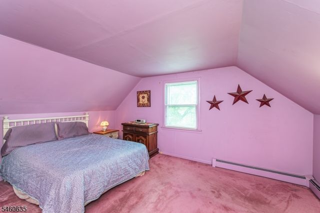 97 Van Dam Ave, Bloomingdale Boro, NJ 07403