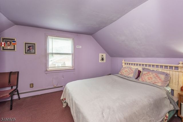 97 Van Dam Ave, Bloomingdale Boro, NJ 07403