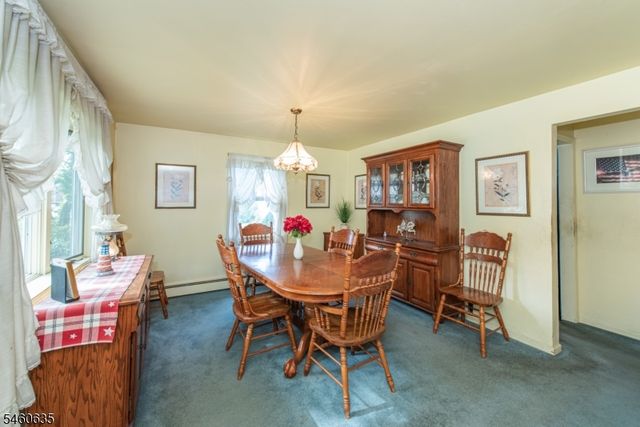 97 Van Dam Ave, Bloomingdale Boro, NJ 07403