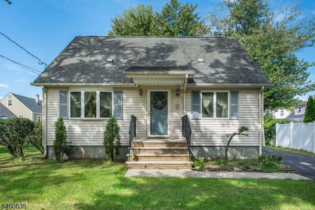 97 Van Dam Ave, Bloomingdale Boro, NJ 07403 — photo 4