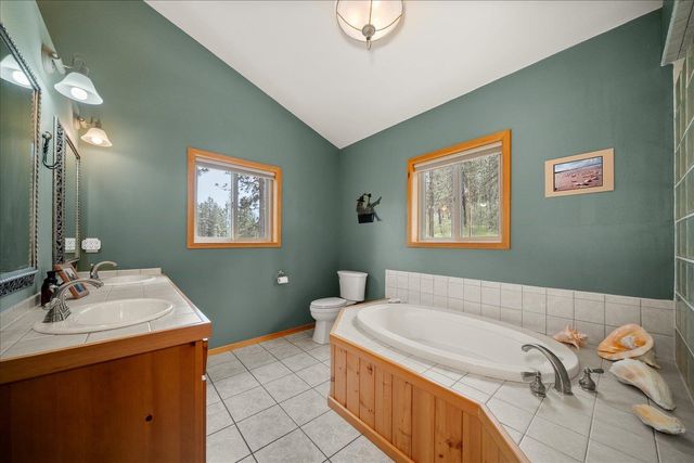 9114 S Thomas Mallen Rd, Cheney, WA 99004