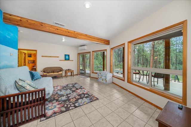 9114 S Thomas Mallen Rd, Cheney, WA 99004