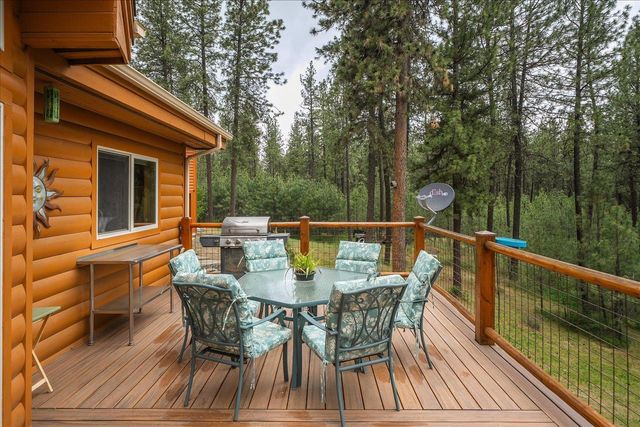 9114 S Thomas Mallen Rd, Cheney, WA 99004