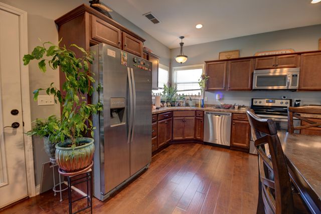 617 Fairfax Lane, Richmond, KY 40475