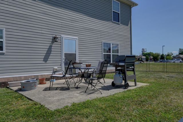 617 Fairfax Lane, Richmond, KY 40475