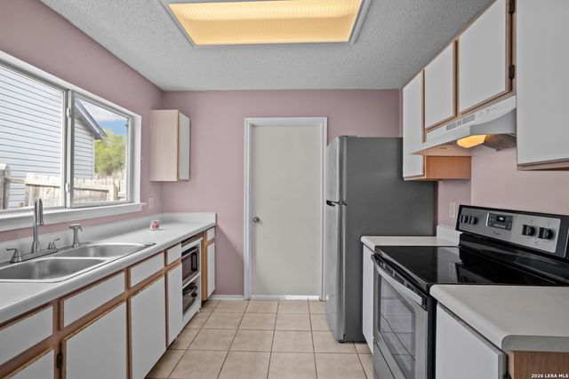 2627 Buffalo Pass, San Antonio, TX 78245