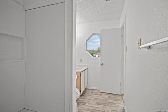 2627 Buffalo Pass, San Antonio, TX 78245