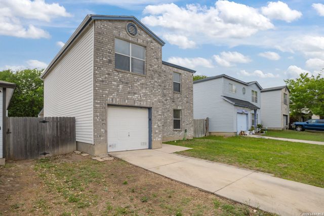 2627 Buffalo Pass, San Antonio, TX 78245