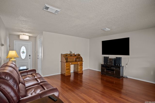 2627 Buffalo Pass, San Antonio, TX 78245