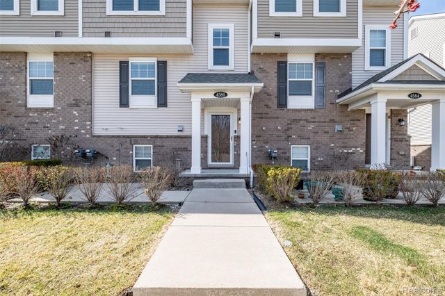 4580 Bradley Circle 24, Troy, MI 48085