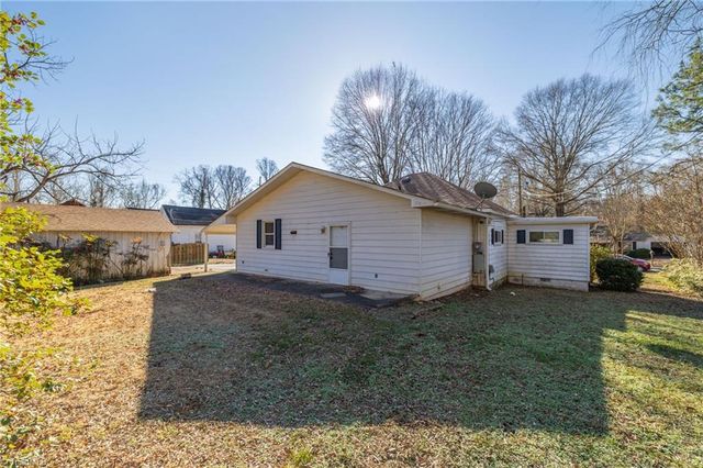 814 Martin Street, Eden, NC 27288