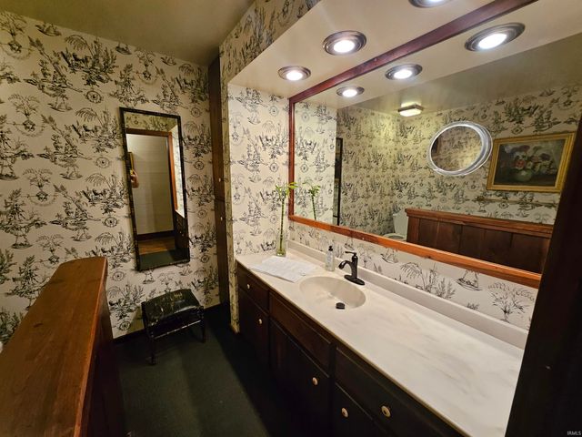 3525 Koring Road, Evansville, IN 47720