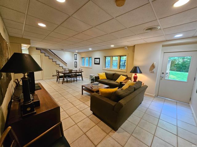 3525 Koring Road, Evansville, IN 47720