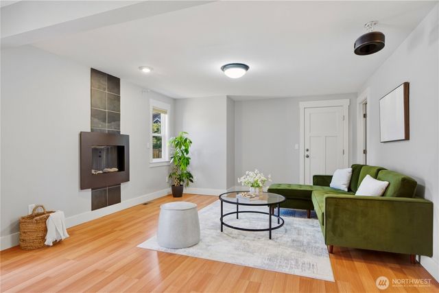 7210 120th Avenue NE, Kirkland, WA 98033