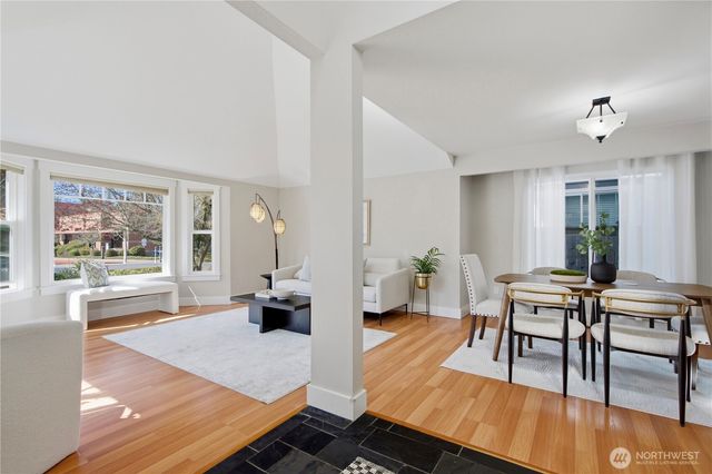 7210 120th Avenue NE, Kirkland, WA 98033