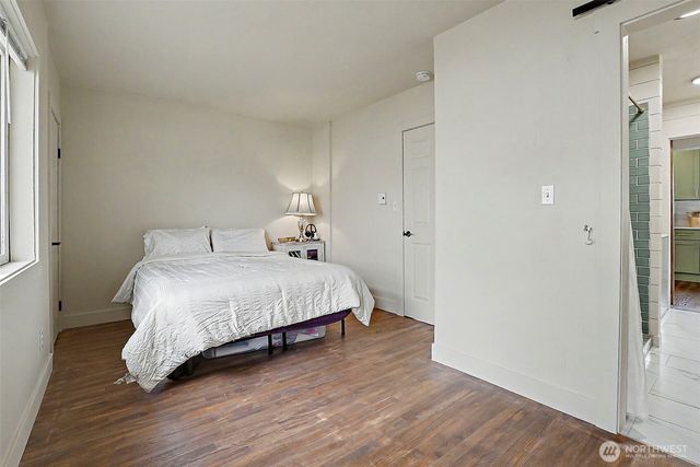 6616 S Oakes Street, Tacoma, WA 98409