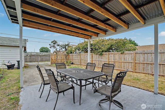 6616 S Oakes Street, Tacoma, WA 98409